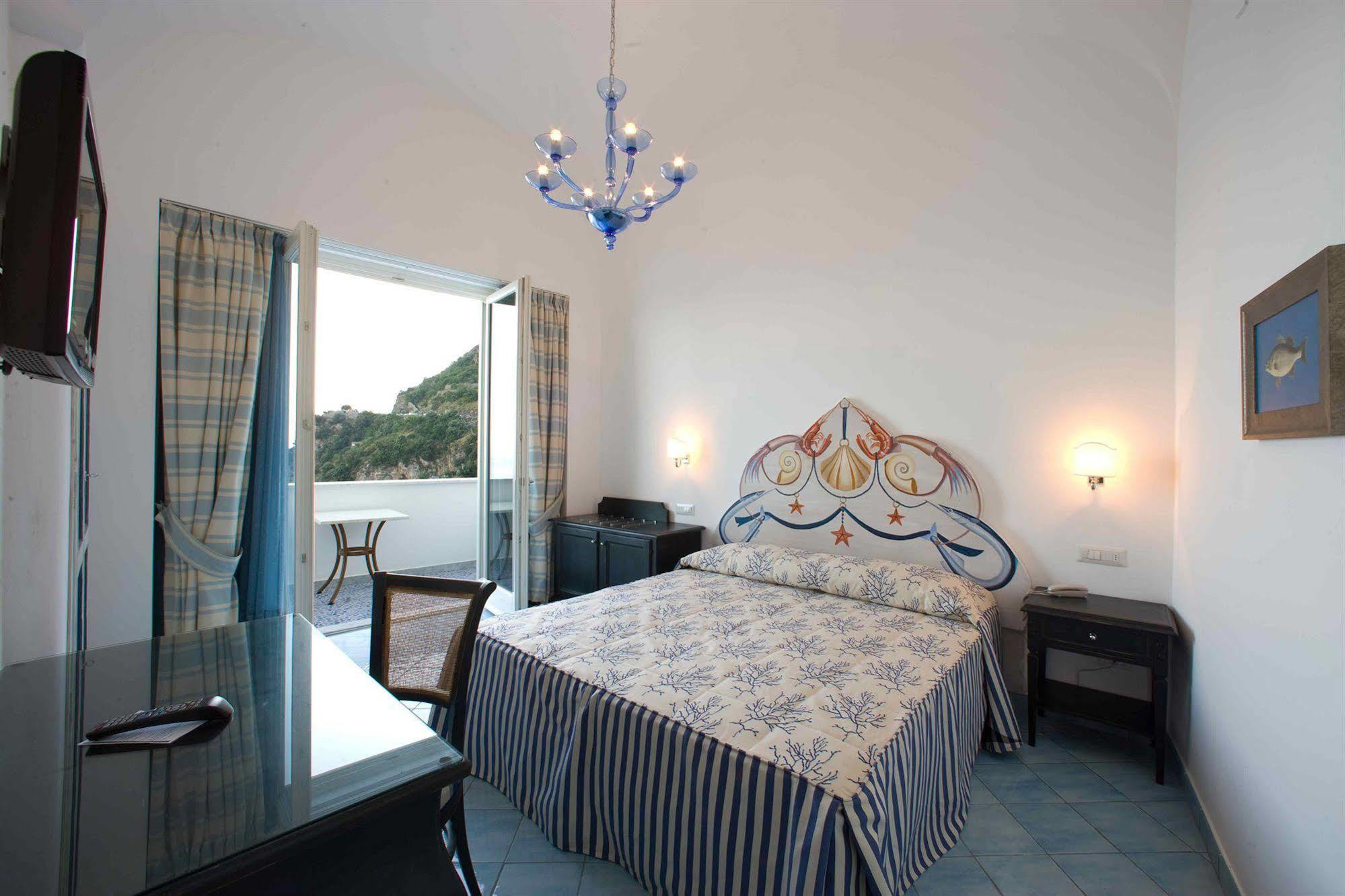Palazzo Marzoli Charme Resort - Small Luxury Hotel 波西塔諾 客房 照片